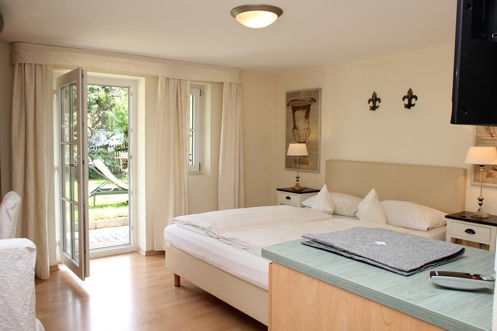 Hotel Zur Sonne Rimsting Exteriör bild